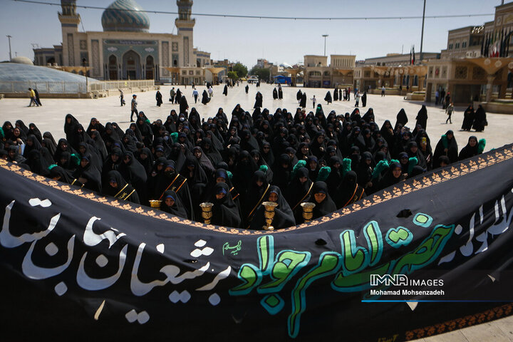 عزاداری خادمان حرم حضرت معصومه(س) در روز شهادت امام جواد(ع)