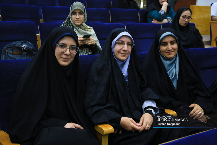 مراسم تکریم و معارفه رئیس سازمان بسیج رسانه استان اصفهان