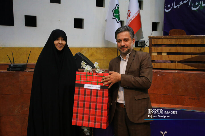 مراسم تکریم و معارفه رئیس سازمان بسیج رسانه استان اصفهان