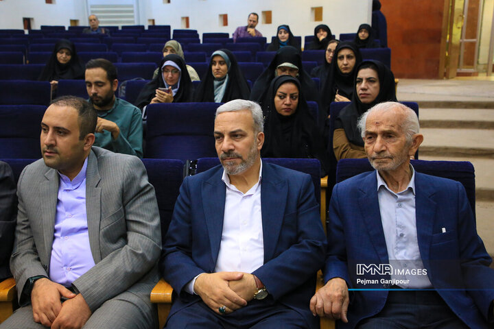 مراسم تکریم و معارفه رئیس سازمان بسیج رسانه استان اصفهان