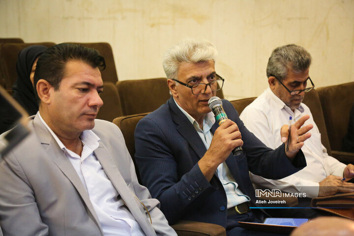 گپ‌و‌گفت مدیر منطقه 15 شهرداری اصفهان با اصحاب رسانه