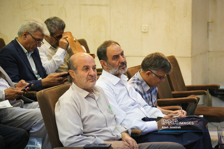 گپ‌و‌گفت مدیر منطقه 15 شهرداری اصفهان با اصحاب رسانه