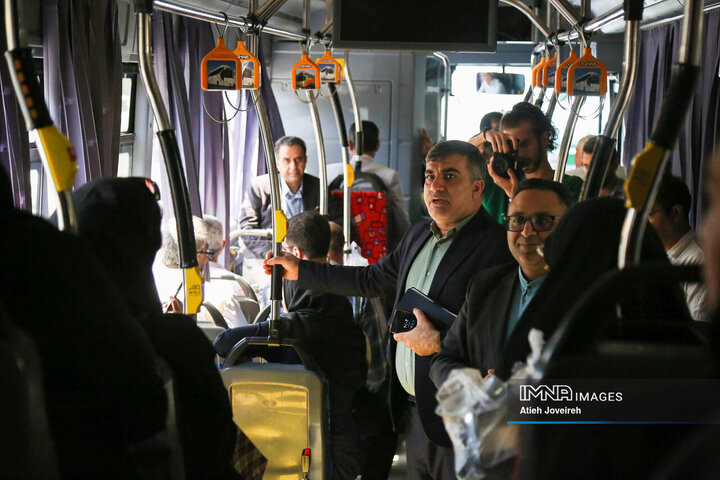 گپ‌و‌گفت مدیر منطقه 15 شهرداری اصفهان با اصحاب رسانه