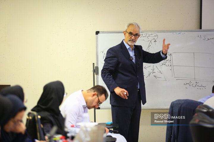 نشست آموزش تعالی سازمانی شهرداری اصفهان