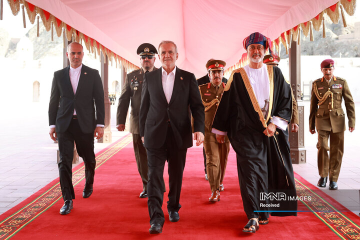مراسم استقبال رسمی سلطان عمان از رئیس جمهور