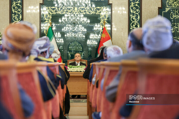 نشست مشترک فعالان اقتصادی ایران و عمان