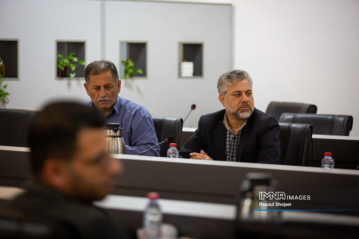 نشست مشورتی باشگاه شهراندیشان