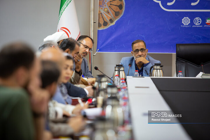 نشست مشورتی باشگاه شهراندیشان