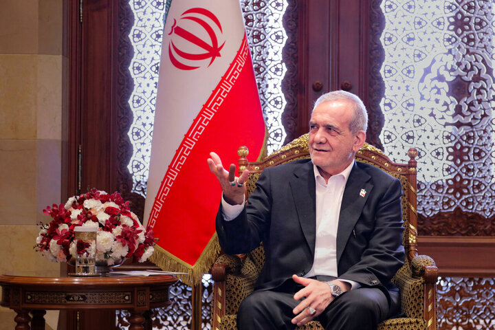 پزشکیان: با تحریم یا بدون تحریم کشورمان را خواهیم ساخت