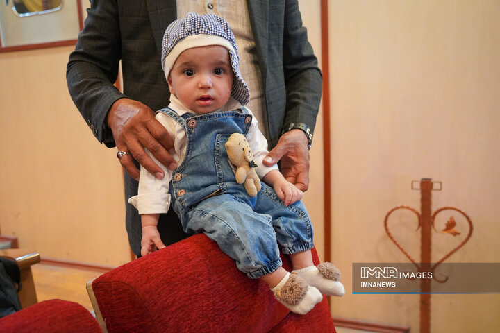 مراسم تجلیل از کارکنان مزدوج و صاحب فرزند شده شهرداری اصفهان در سال 1403