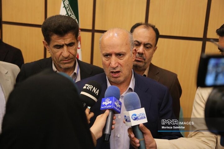واکنش تاج به اختلاف حقوقی تراکتور و پرسپولیس واکنش تاج به اختلاف حقوقی تراکتور و پرسپولیس