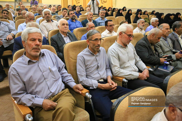 همایش تجلیل از خادمین ستاد توسعه عتبات عالیات استان اصفهان