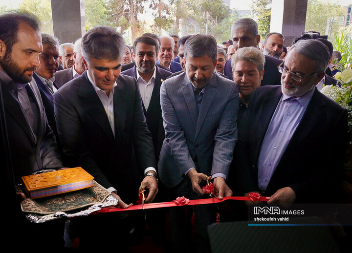 آیین افتتاح ساختمان جدید بانک ملی شعبه مرکزی کاشان