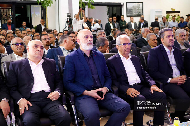 آیین افتتاح ساختمان جدید بانک ملی شعبه مرکزی کاشان