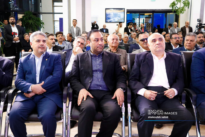 آیین افتتاح ساختمان جدید بانک ملی شعبه مرکزی کاشان