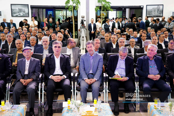 آیین افتتاح ساختمان جدید بانک ملی شعبه مرکزی کاشان