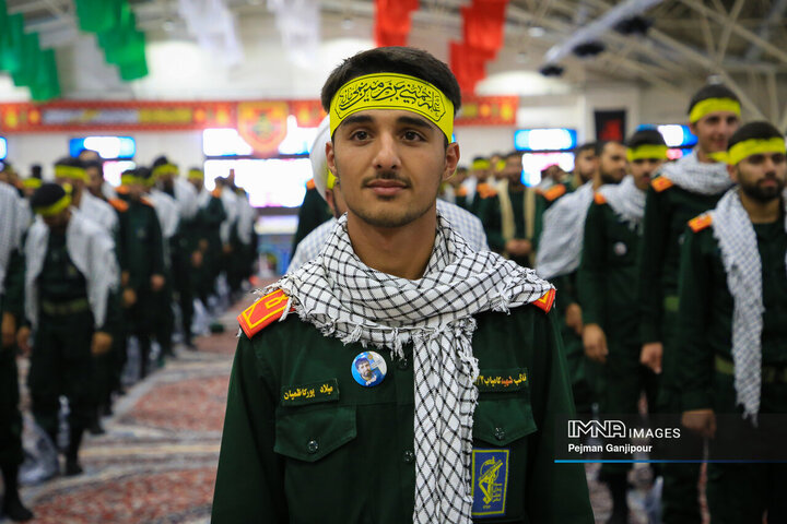 آیین بدرقه کاروان دو امدادی «عاشقان حسینی، زائران خمینی»