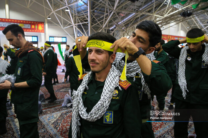 آیین بدرقه کاروان دو امدادی «عاشقان حسینی، زائران خمینی»