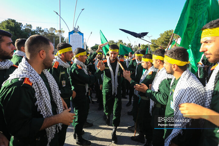 آیین بدرقه کاروان دو امدادی «عاشقان حسینی، زائران خمینی»