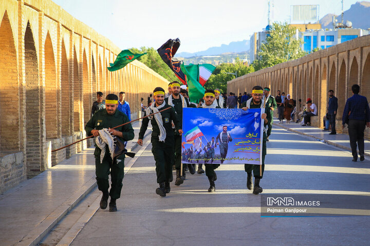 آیین بدرقه کاروان دو امدادی «عاشقان حسینی، زائران خمینی»