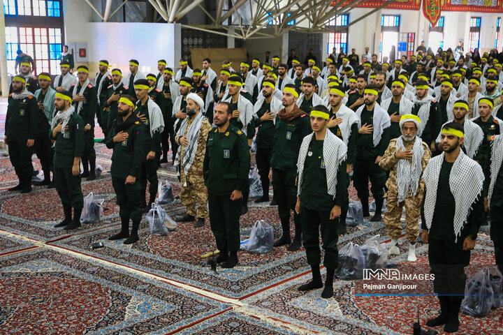 آیین بدرقه کاروان دو امدادی «عاشقان حسینی، زائران خمینی»