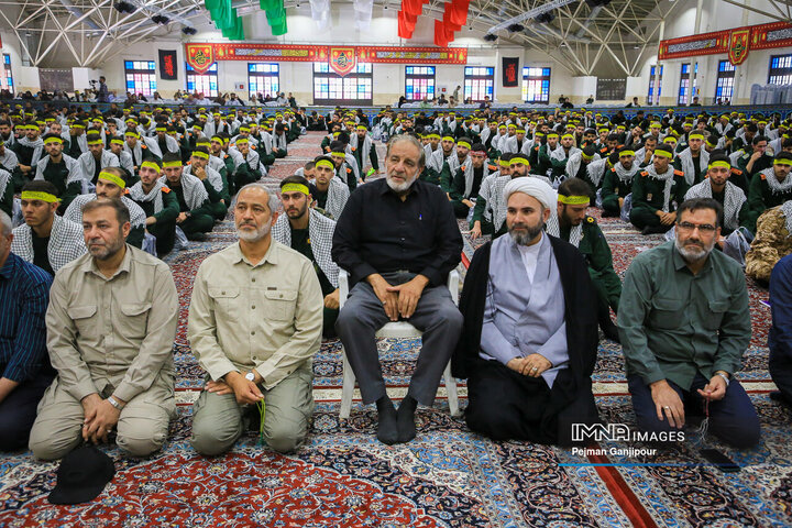 آیین بدرقه کاروان دو امدادی «عاشقان حسینی، زائران خمینی»