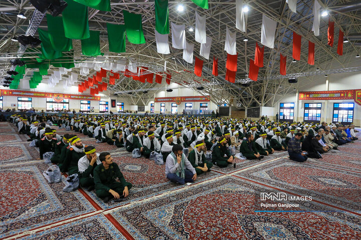 آیین بدرقه کاروان دو امدادی «عاشقان حسینی، زائران خمینی»