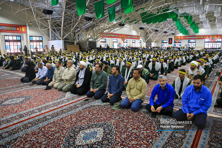 آیین بدرقه کاروان دو امدادی «عاشقان حسینی، زائران خمینی»