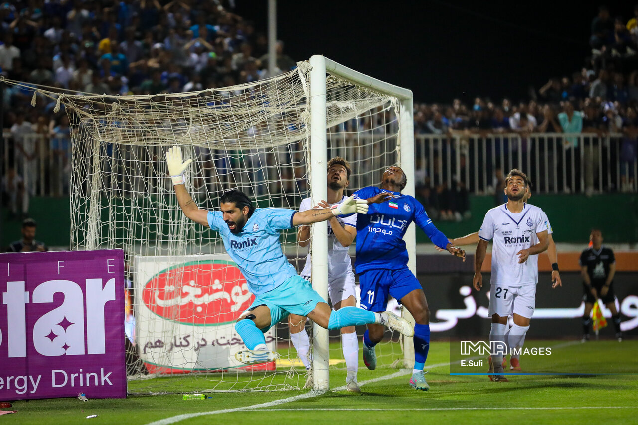 از نامهای بزرگ تا حضور ساپینتو؛ اشتیاق به استقلال در سایه تعرض به خاک ایران