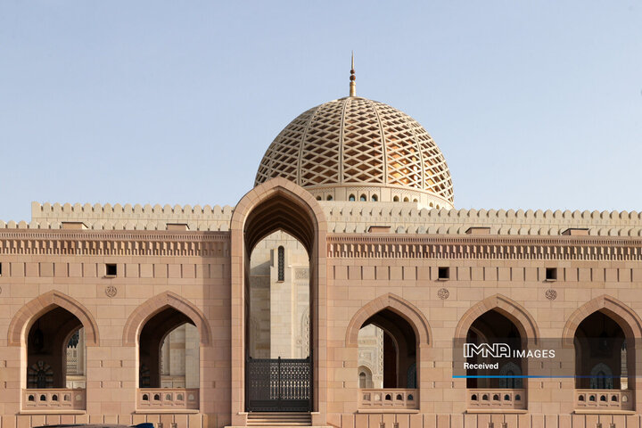 بازدید از مسجد جامع سلطان قابوس