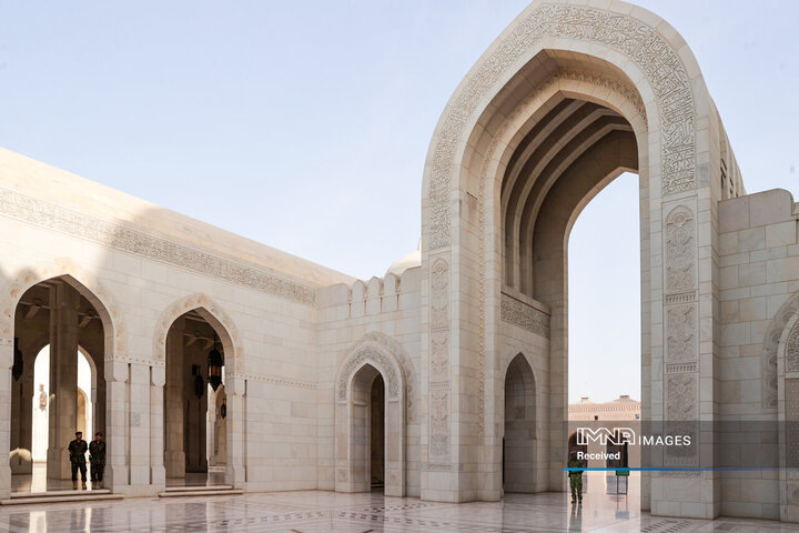 بازدید از مسجد جامع سلطان قابوس