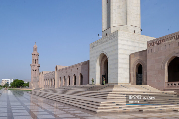 بازدید از مسجد جامع سلطان قابوس
