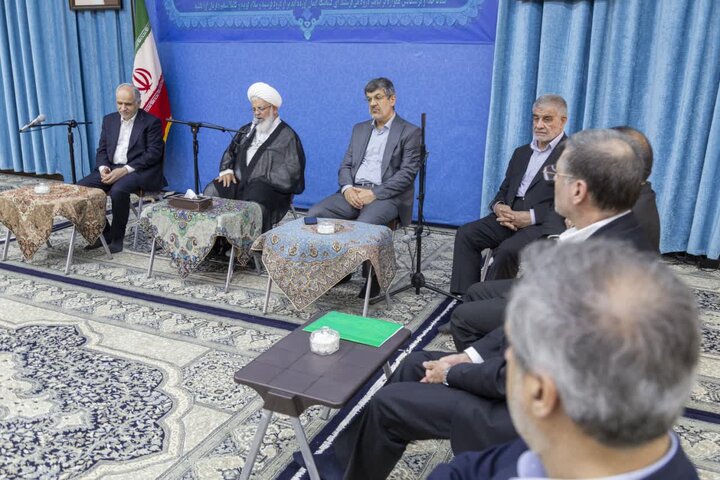 اجرای قوانین الهی هدف اصلی انقلاب اسلامی است