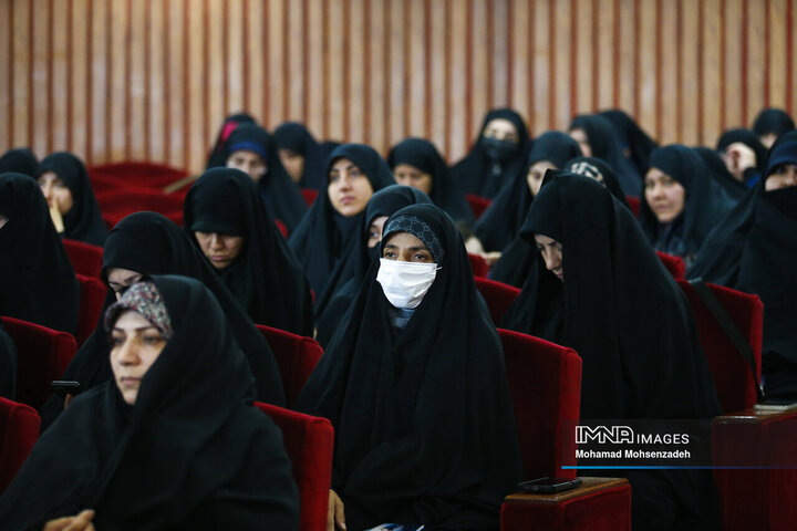 اولین اجلاسیه سراسری ایمان و‌ امید امام خمینی(ره) در اندیشه‌ امام خامنه ای