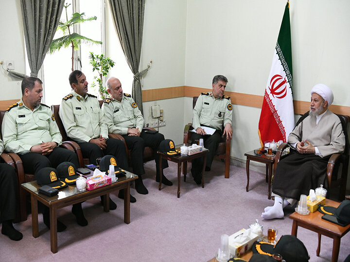 مردم امنیت خود را مدیون تلاش‌های شبانه‌روزی پلیس هستند