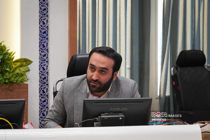 جلسه مشترک اعضای کمیسیون فرهنگی شوراهای شهر اصفهان و اراک