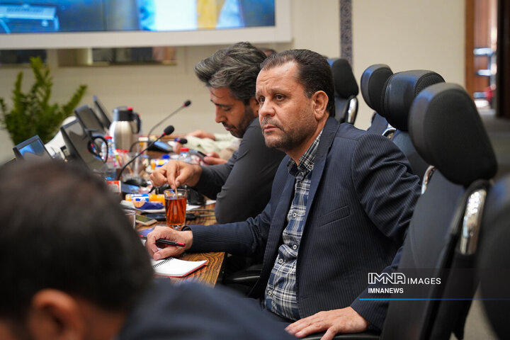 جلسه مشترک اعضای کمیسیون فرهنگی شوراهای شهر اصفهان و اراک