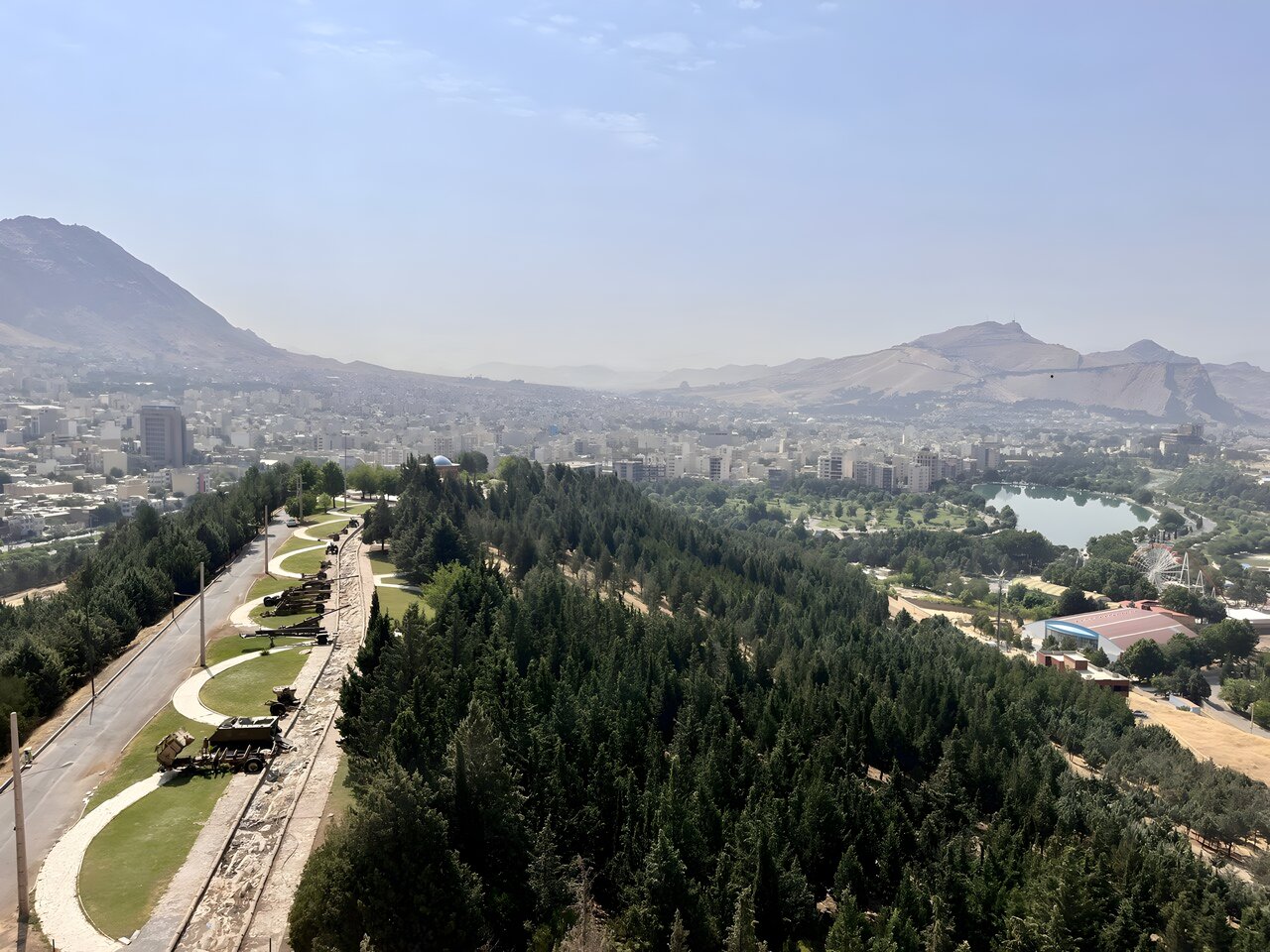 پل پیوند، عبوری آرام از دل طبیعت تا بلندای معنویت/  طرحی برای پیوند کیو و تپه شهدای گمنام