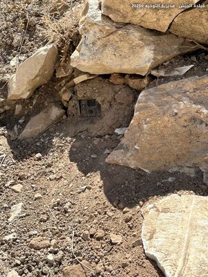 کشف دستگاه جاسوسی رژیم صهیونیستی در لبنان+عکس