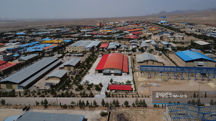 توسعه متوازن شهرها در سایه شهرک‌های صنعتی