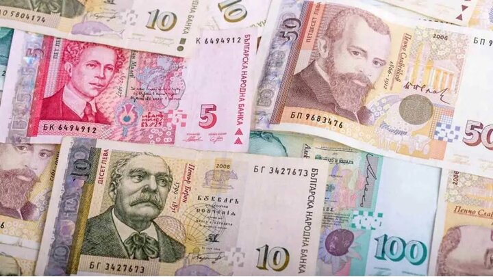 نبرد یورو و لِو؛  بلغارستان بر سر دوراهی خداحافظی با ارز ملی