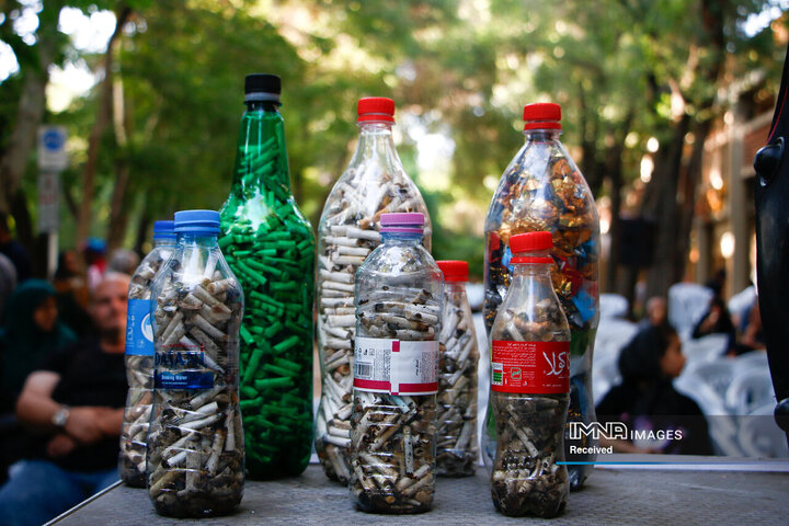 پویش جمع‌آوری ته‌سیگار از خیابان چهارباغ عباسی