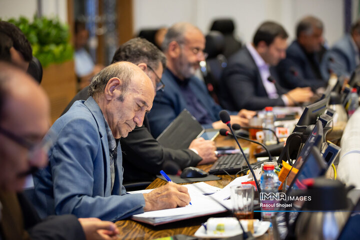 جلسه علنی شورای شهر اصفهان
