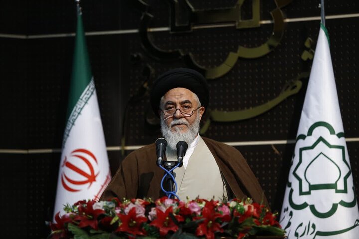 اقدامات فرهنگی تحول‌آفرین در قم ضروری است