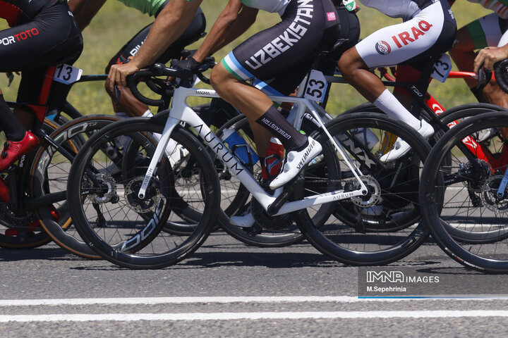 مدال طلای مسابقات کوهستان بر گردن عباسی و صفری