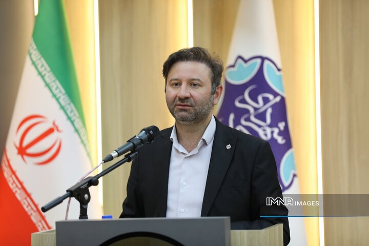 نهضت آسفالت به‌صورت عادلانه در شهرکرد ادامه پیدا کند