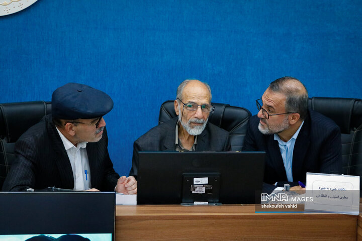 ملاقات مردمی استاندار اصفهان