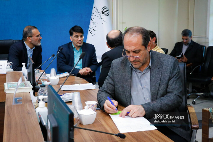 ملاقات مردمی استاندار اصفهان