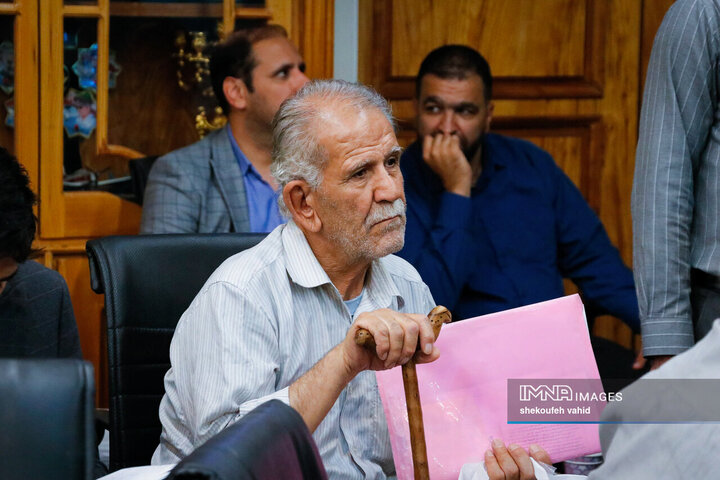 ملاقات مردمی استاندار اصفهان