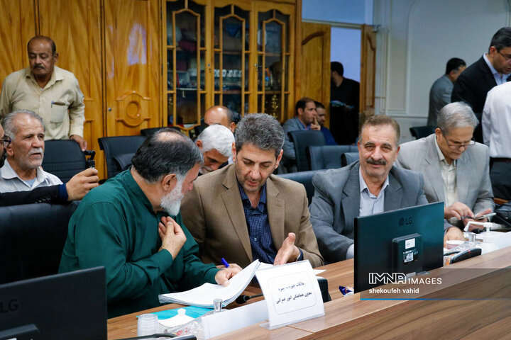 ملاقات مردمی استاندار اصفهان